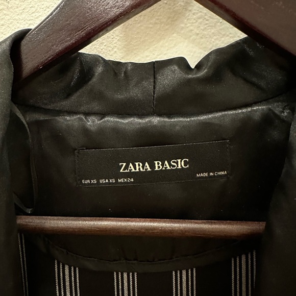 Zara Stripped Satin Top - Picture 2 of 2